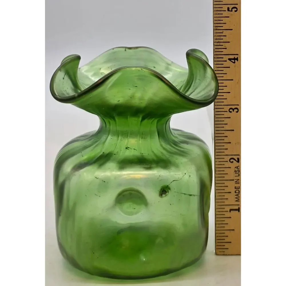 LOETZ GREEN NOVEAU CRETA RUSTICANA VASE 4 1/2